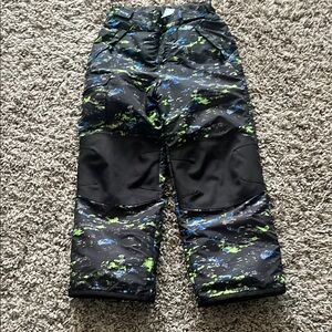 Boys' Camouflage Snow Pants in Black and Blue
